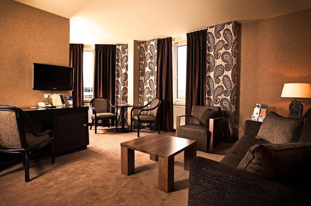 Carlton Oasis Hotel Spijkenisse Room photo
